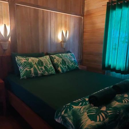 Little Lodge Гили Траванган Экстерьер фото