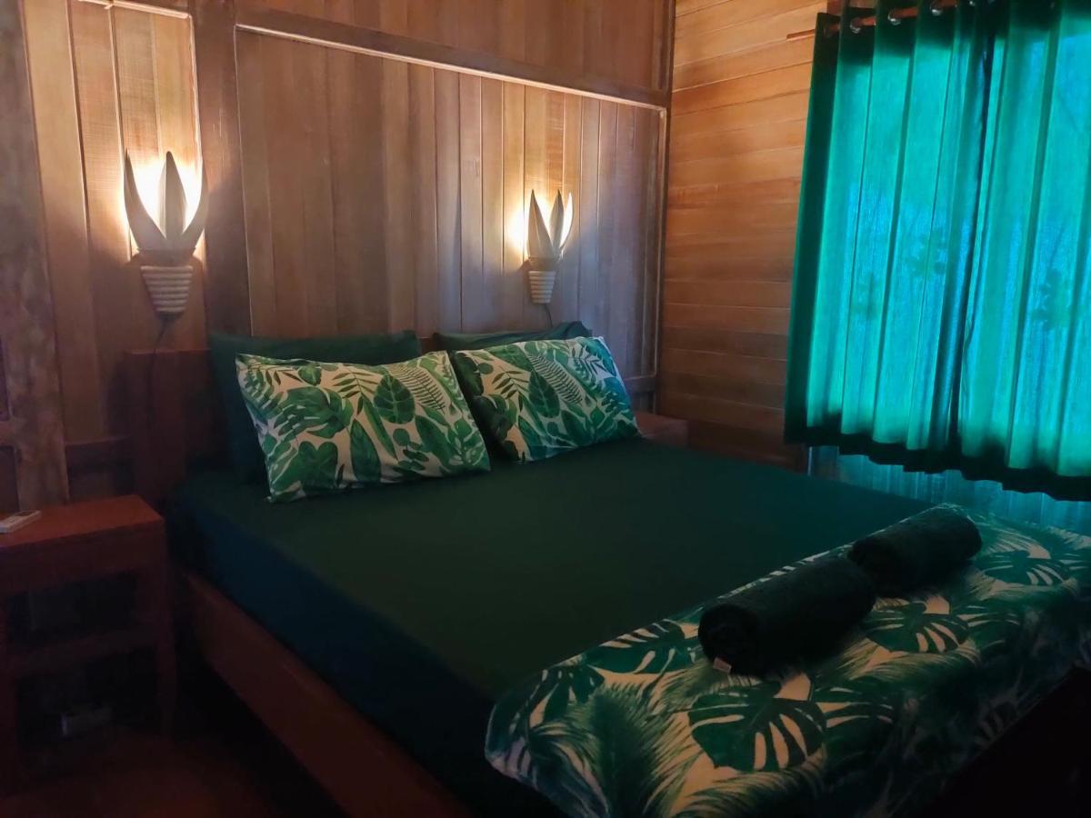 Little Lodge Гили Траванган Экстерьер фото