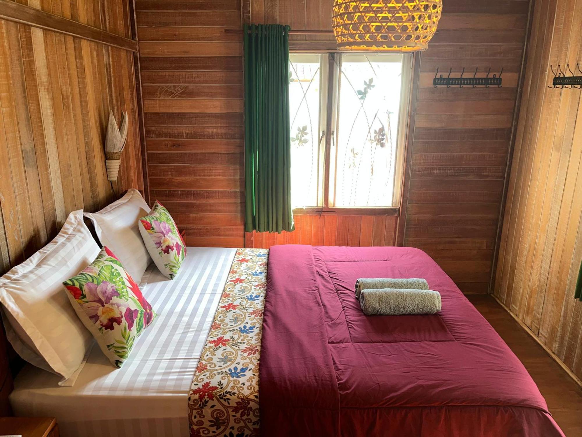 Little Lodge Гили Траванган Экстерьер фото